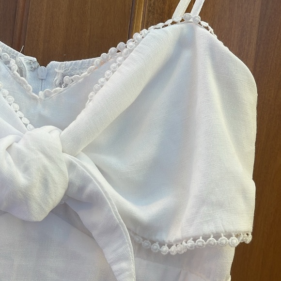 Beautiful ❣️mi ami❣️White Linen Pleated Jumpsuit🏆 - Picture 7 of 16